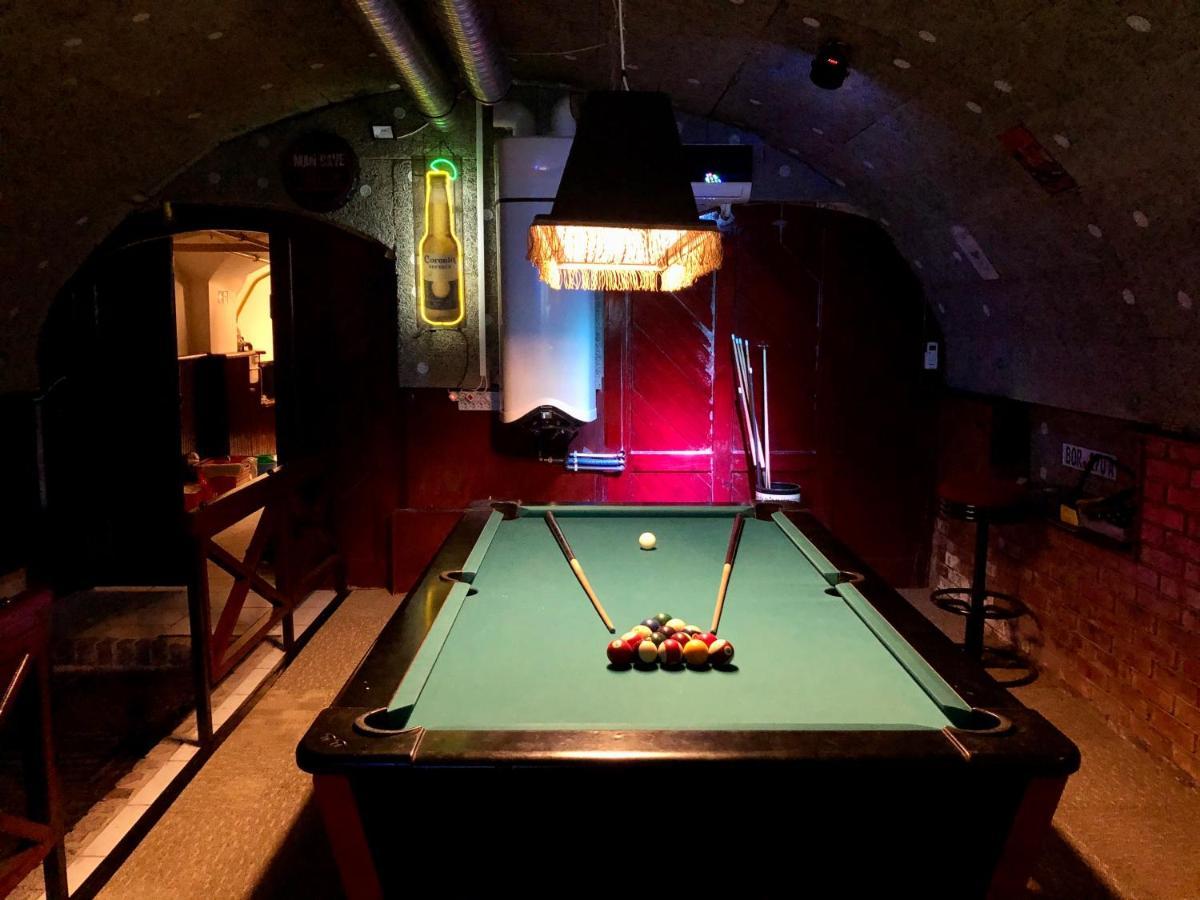 Whole Basement Former Pub 5 For Stag Do Budapeşte Dış mekan fotoğraf