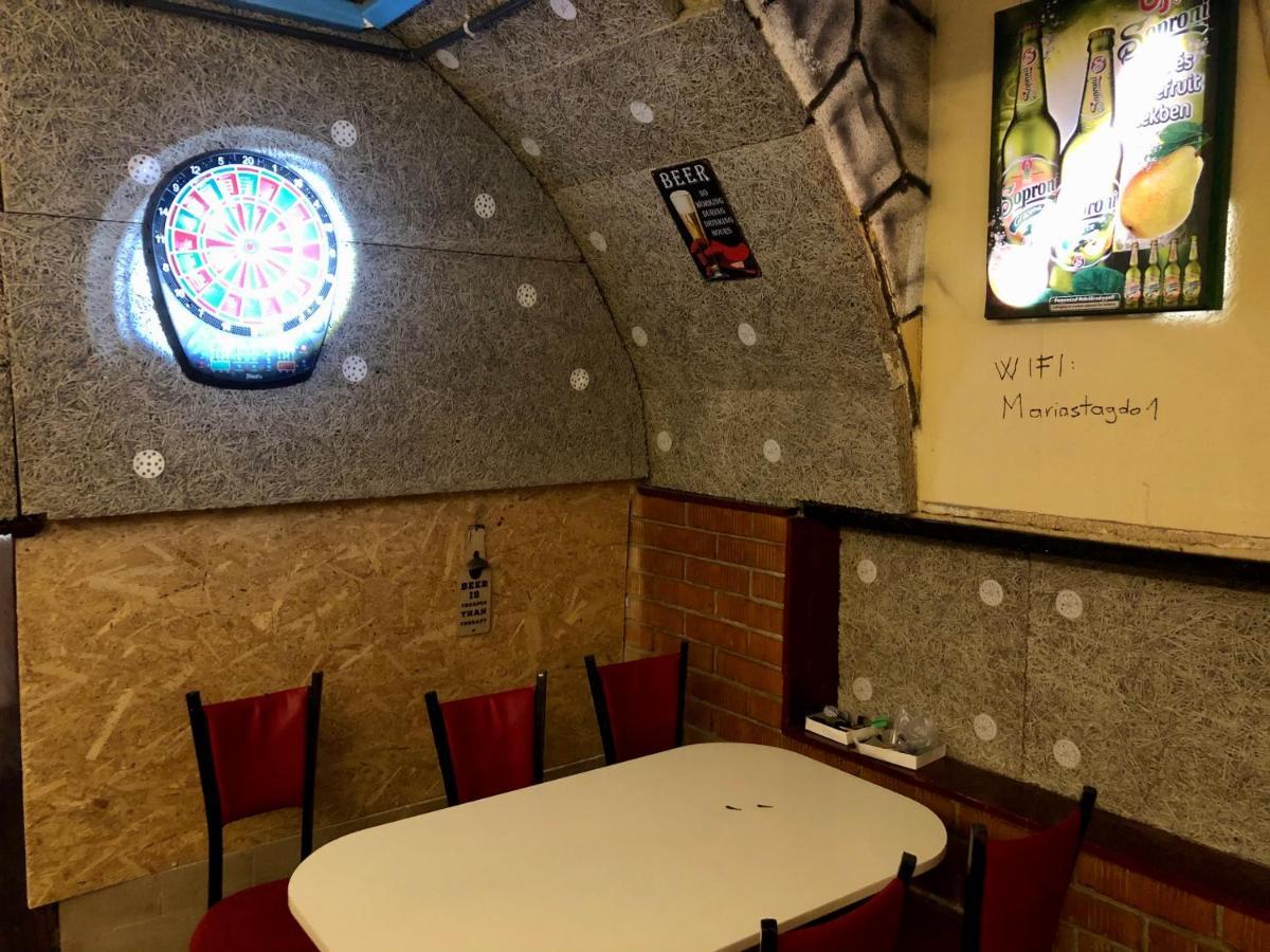 Whole Basement Former Pub 5 For Stag Do Budapeşte Dış mekan fotoğraf