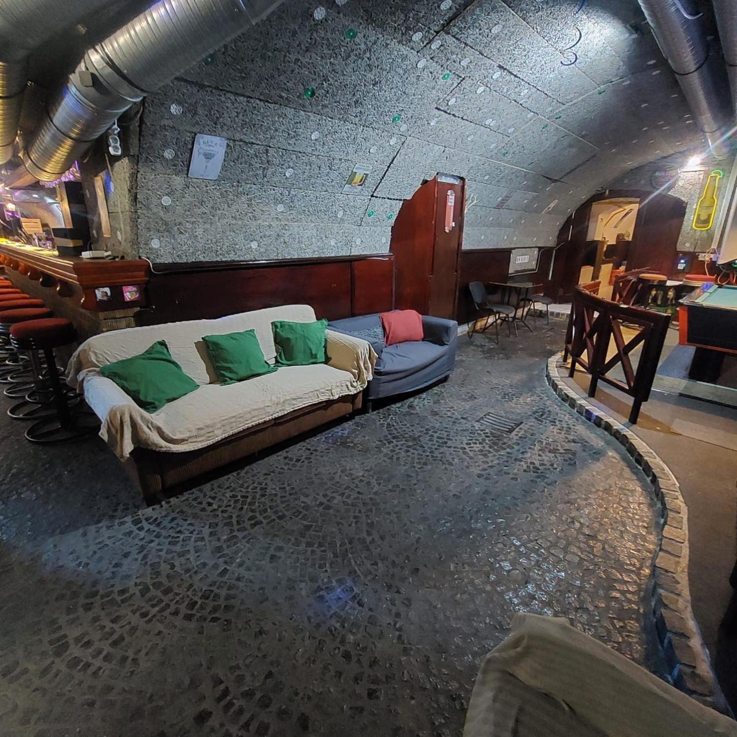 Whole Basement Former Pub 5 For Stag Do Budapeşte Dış mekan fotoğraf